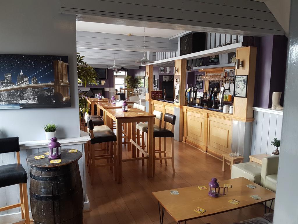 גטשהד Sutherlands Hotel מראה חיצוני תמונה