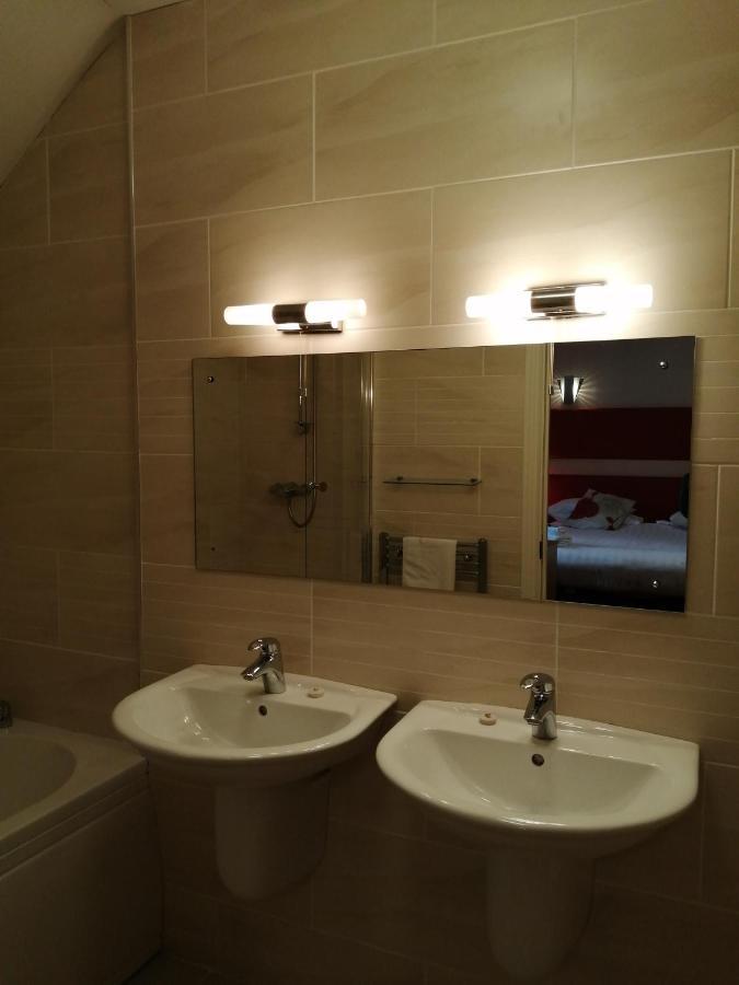 גטשהד Sutherlands Hotel מראה חיצוני תמונה